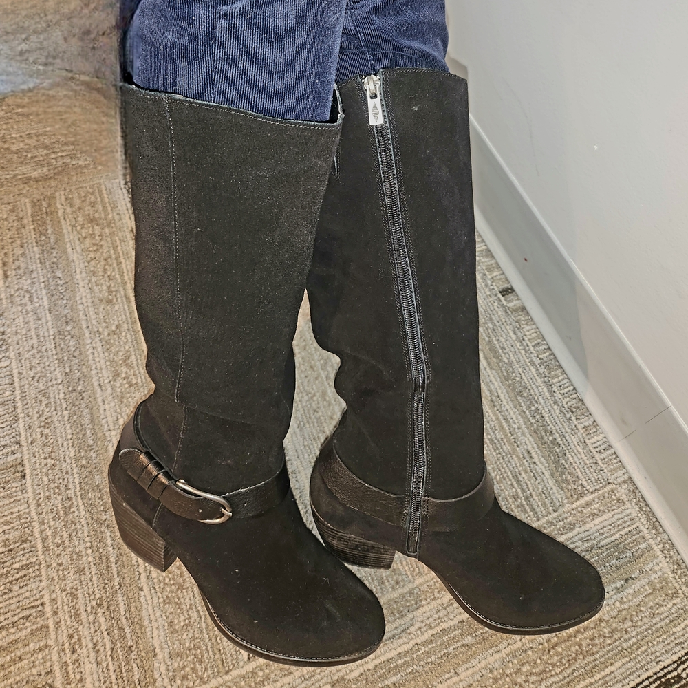 AMERICAN RAG Black Suede Heeled Boots- Size 7